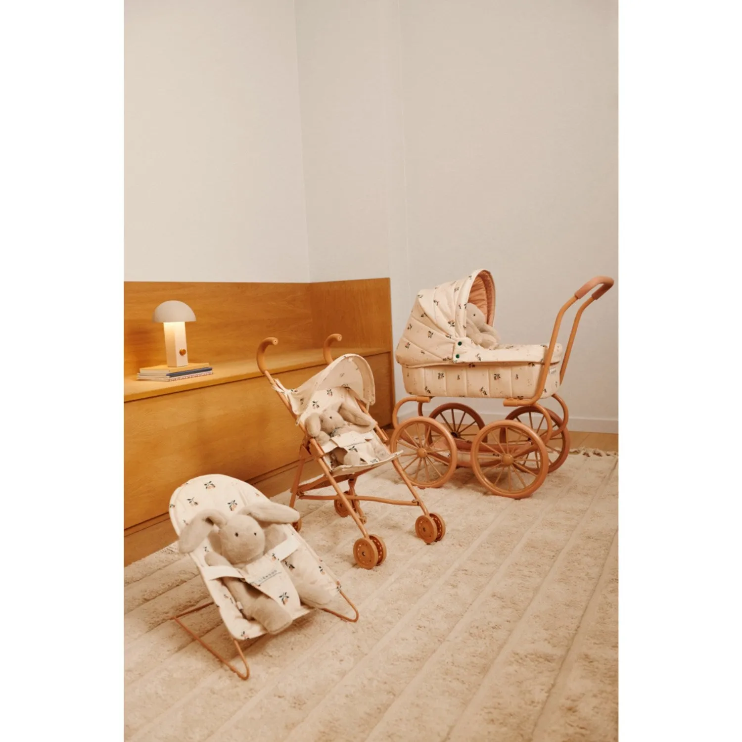 LieWood Peach / Sea Shell Elsie Doll Stroller